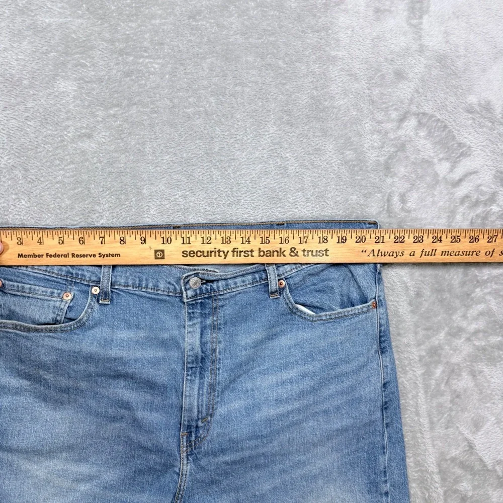 Levi's 505 Regular Fit Jeans Mens 42x32 Light Blue Stretch Straight Leg Denim